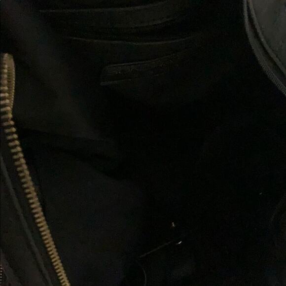 SONDRA‎ ROBERTS SQUARED QUILTED BLACK BAG - Picture 8 of 10